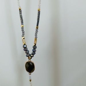 😇 Banana Republic Tassel Necklace